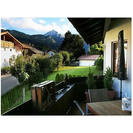 Valley Station Modern Retreat جارمش بارتنكيرشن